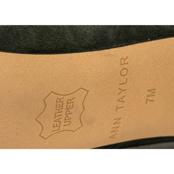 NEW ANN TAYLOR GREEN SUEDE LEATHER DAPHNE PUMPS HIGH HEELS SHOES SZ 7 - Picture 3 of 4